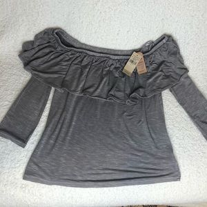 NWT AOE off-shoulder cotton long-sleeve top.